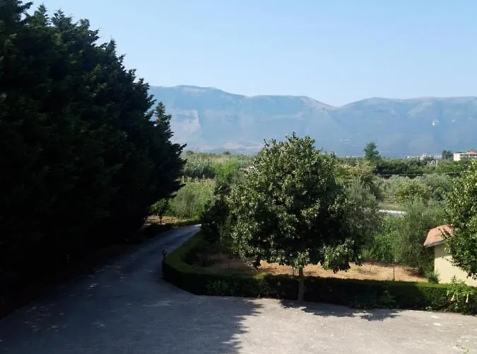 Hotel Agron